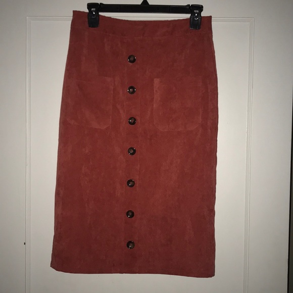 Mid-length skirt - Picture 1 of 3
